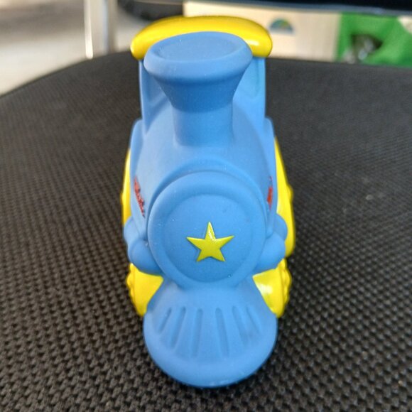 Tonka Jr - Blue Soft Rubber Train 2002 - Picture 3 of 6